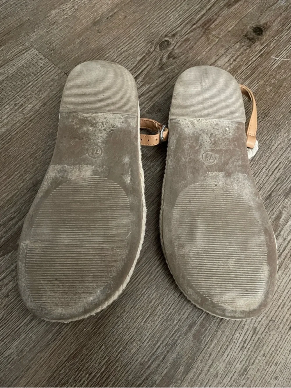 Universal Thread Rope Sandals - Picture 5 of 5